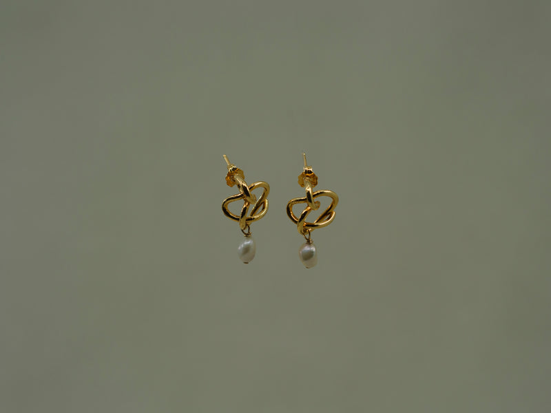 Entwined Gold and Pearl Earrings