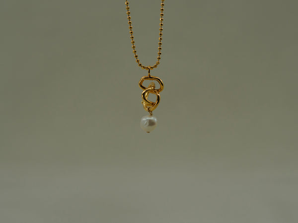 Entwined Gold and Pearl Pendant